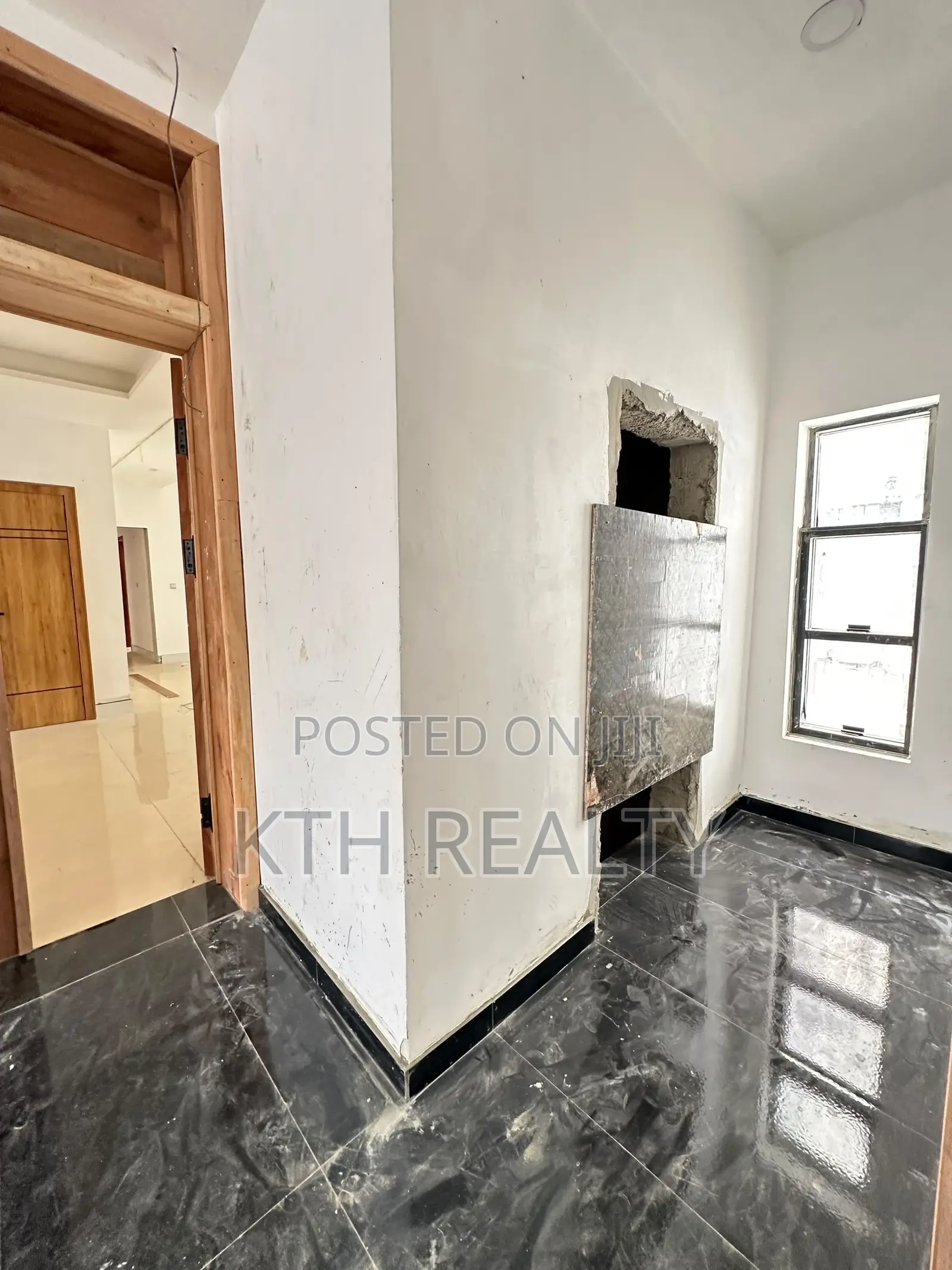 1bdrm Apartment in Ajah, Off Lekki-Epe Expressway for sale