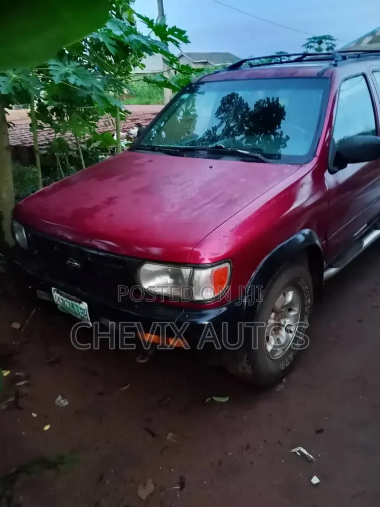 Nissan Pathfinder 1999 Burgundy