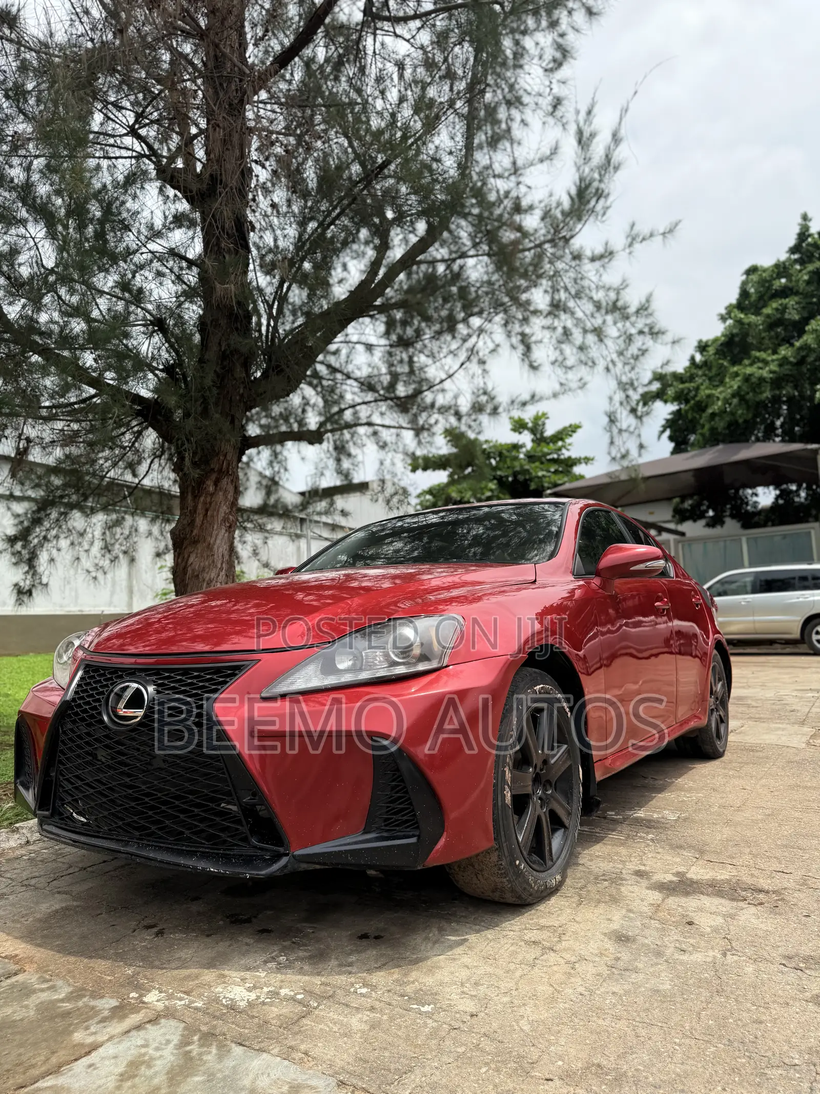 Lexus IS 2012 Red