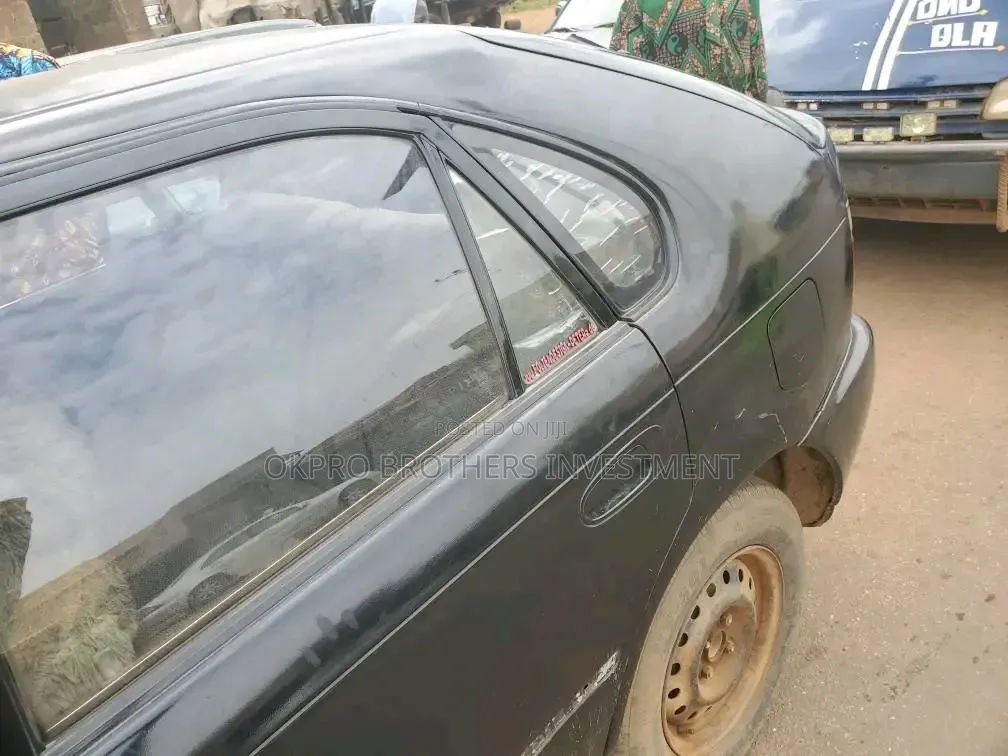 Toyota Corolla Hatchback 1999 Black