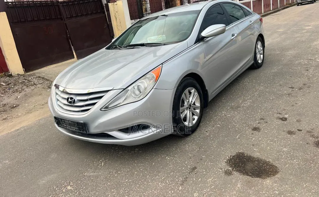 Hyundai Sonata 2013 Silver