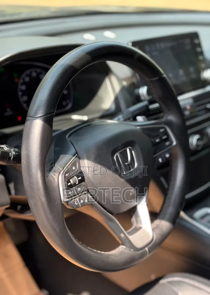 Honda Accord Touring 2.0T 2018 Black