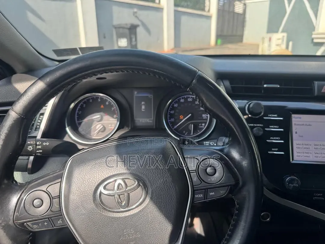 Toyota Camry 2019 Gray