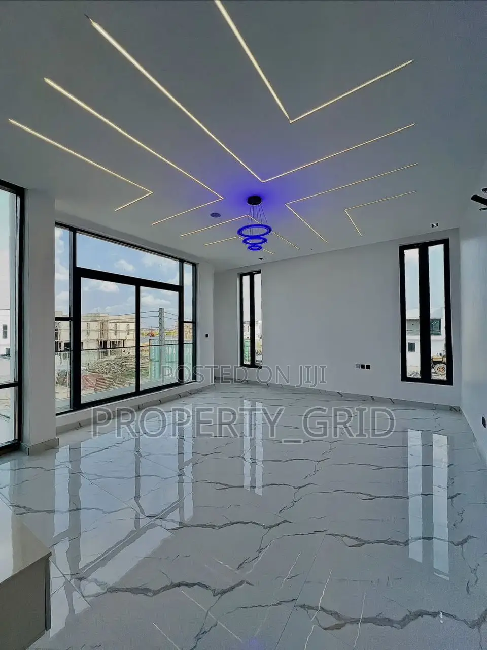 Furnished 4bdrm Duplex in Lekki for sale