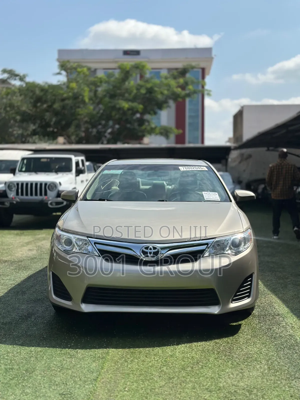Toyota Camry 2014 Gold