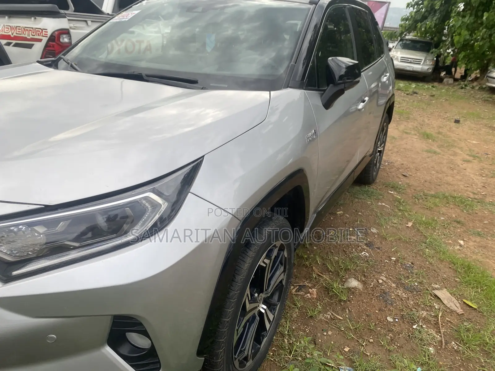 Toyota RAV4 LE 2022 Silver
