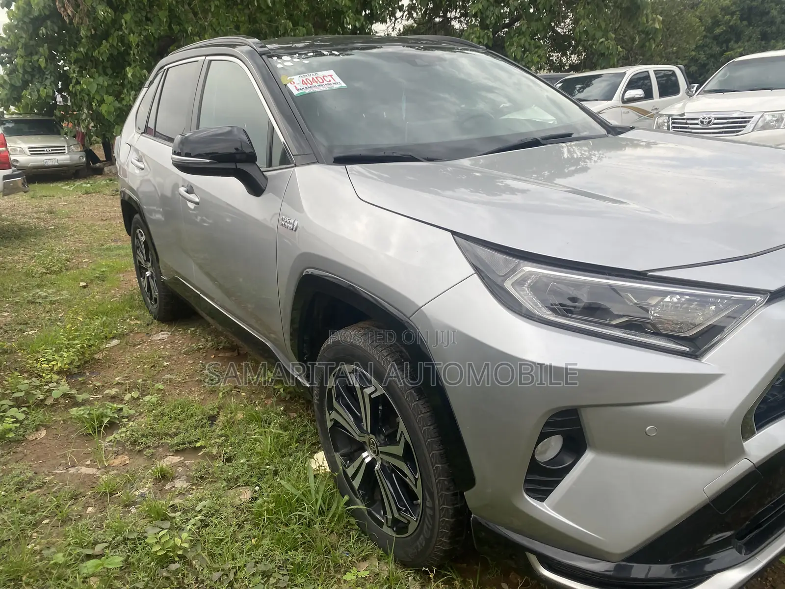 Toyota RAV4 LE 2022 Silver