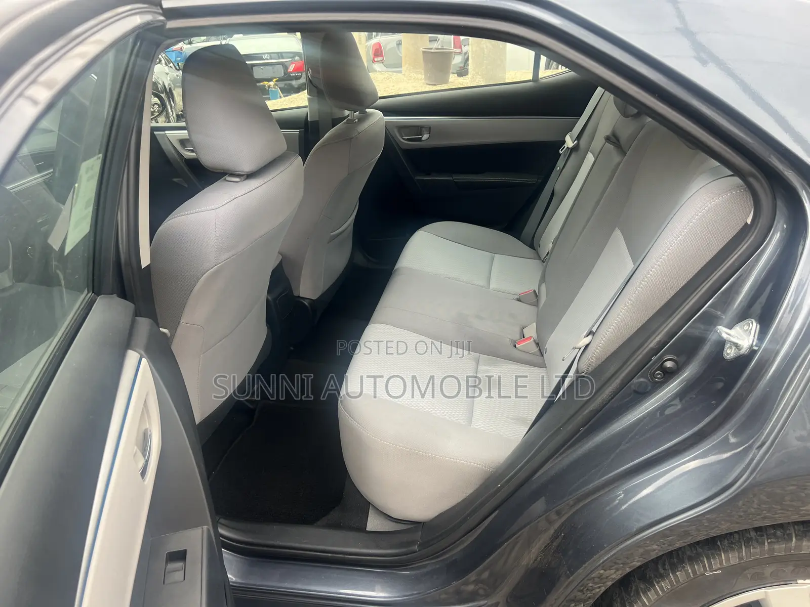 Toyota Corolla 2016 Gray