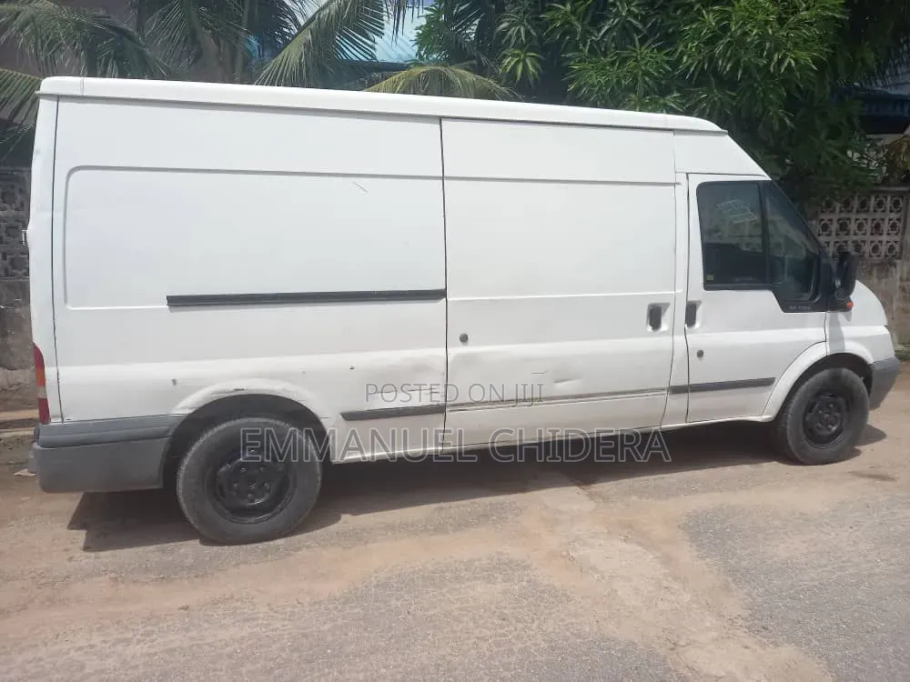 Ford Transit 2005 White