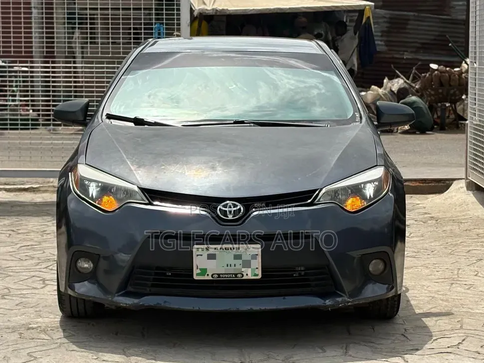 Toyota Corolla 2016 Blue