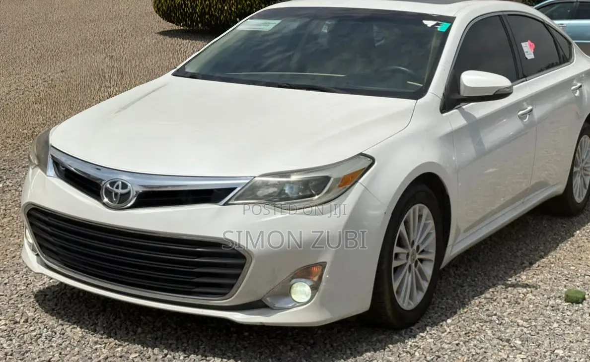 Toyota Avalon 2013 White