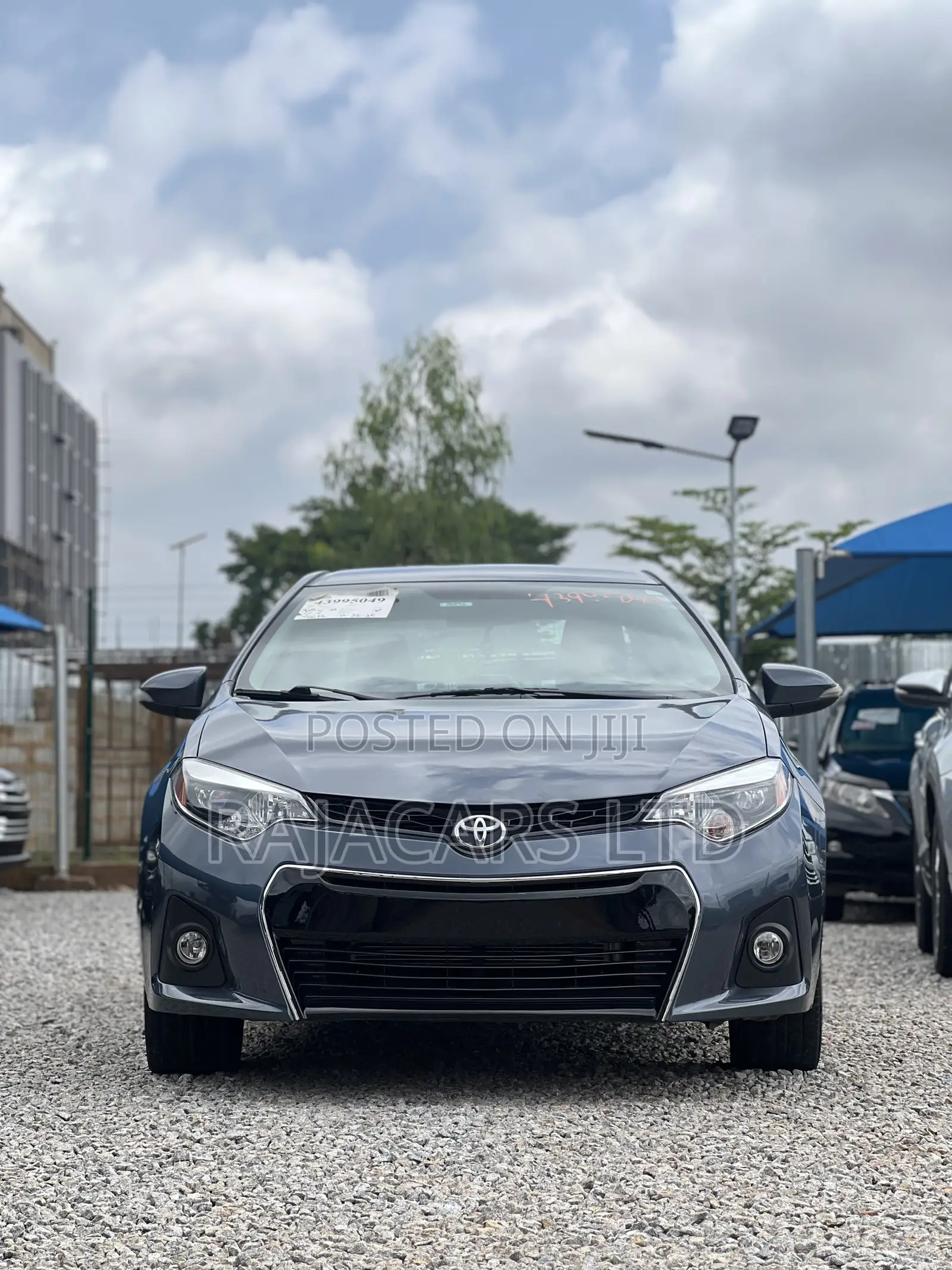 Toyota Corolla S 4dr Sedan (1.8L 4cyl CVT) 2015 Gray
