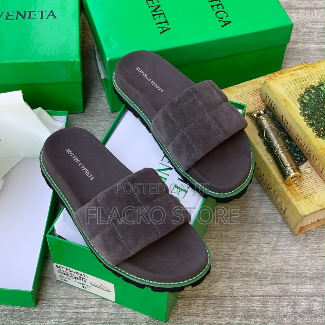 Original Bottega Veneta Slips