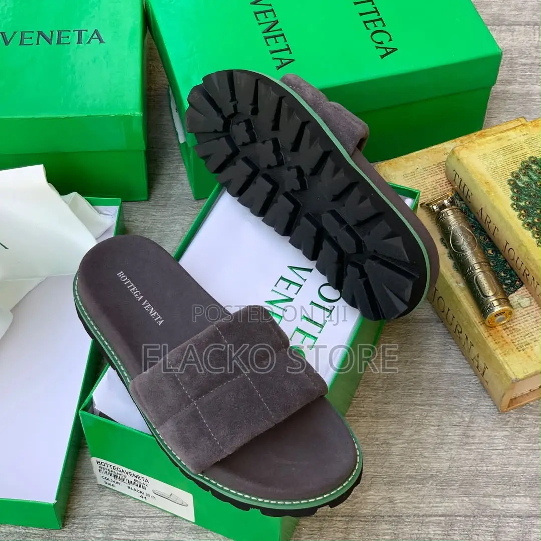 Original Bottega Veneta Slips