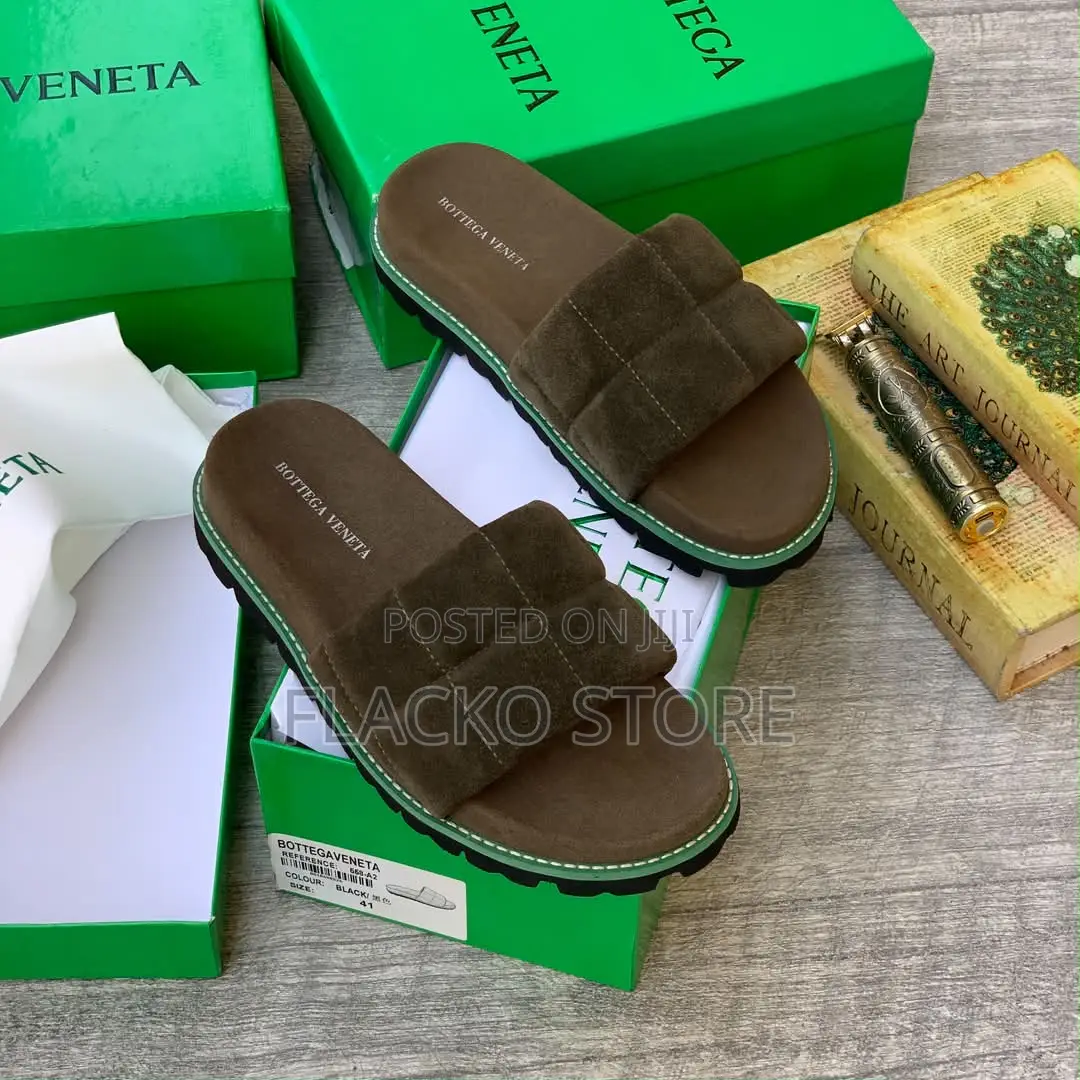 Original Bottega Veneta Slips