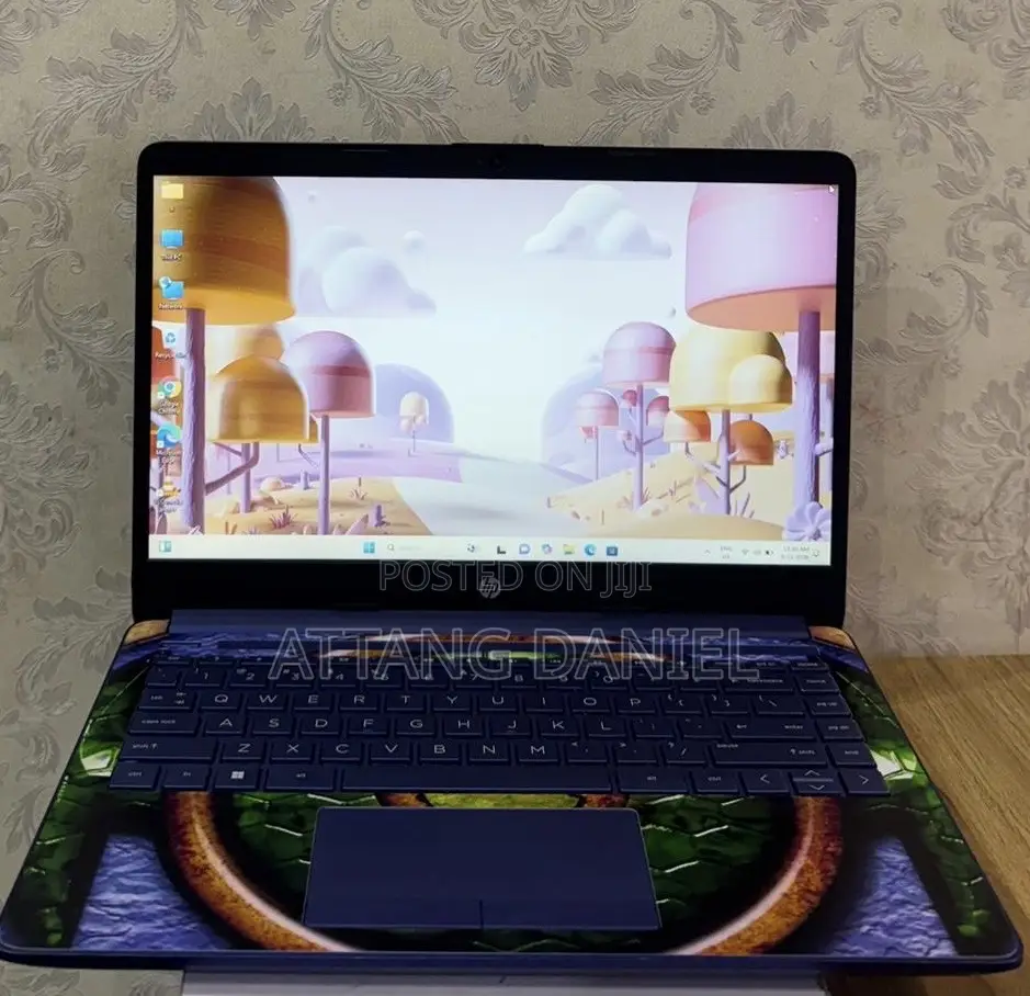 Laptop HP Stream 14-cb110nr 4GB Intel Celeron SSD 60GB