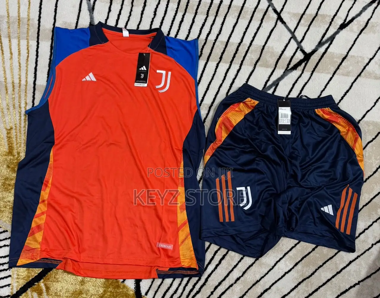 Premium Football Training Sets | Clubs National Teams Available