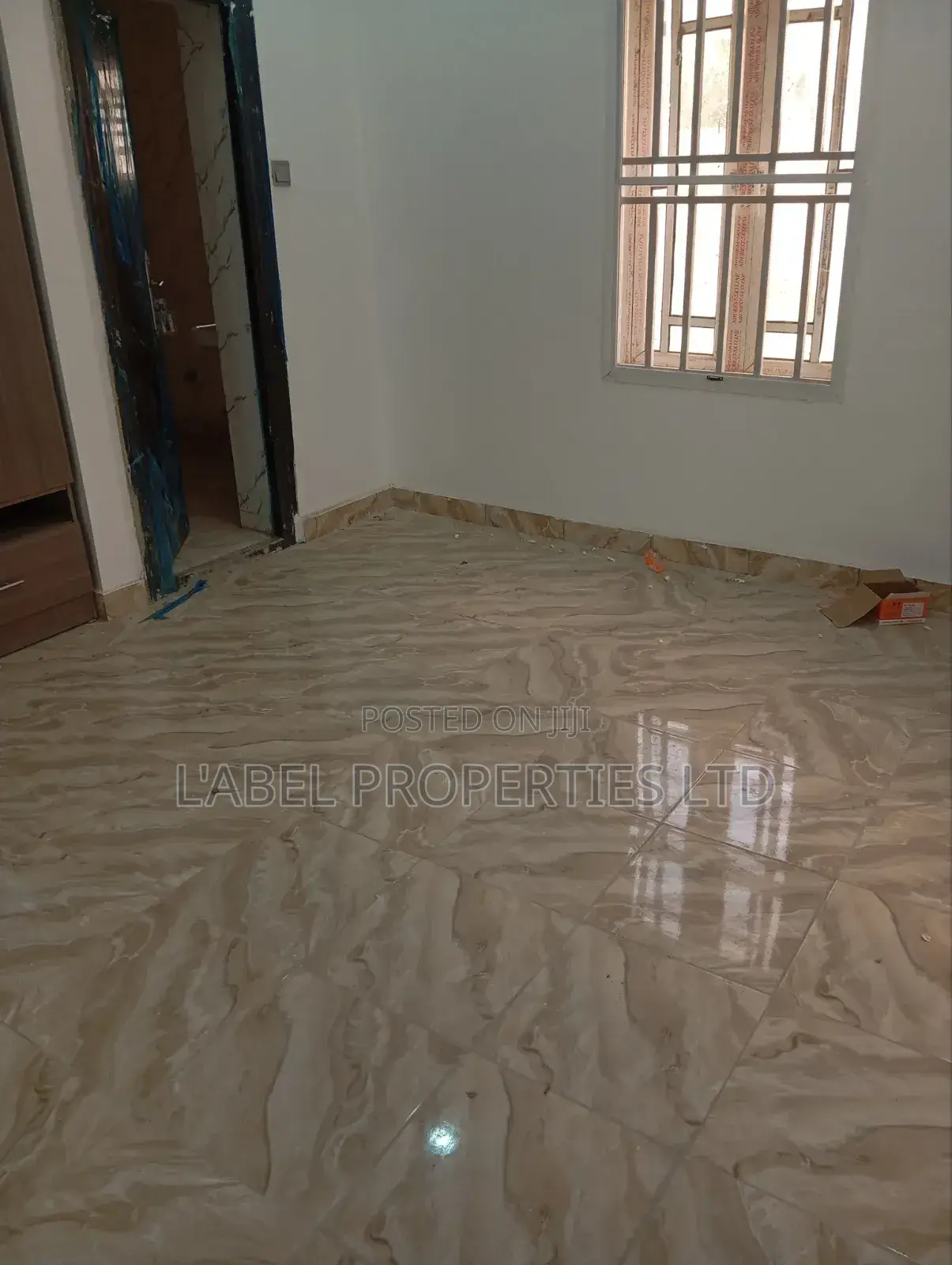 3bdrm Bungalow in Standard Estate for rent