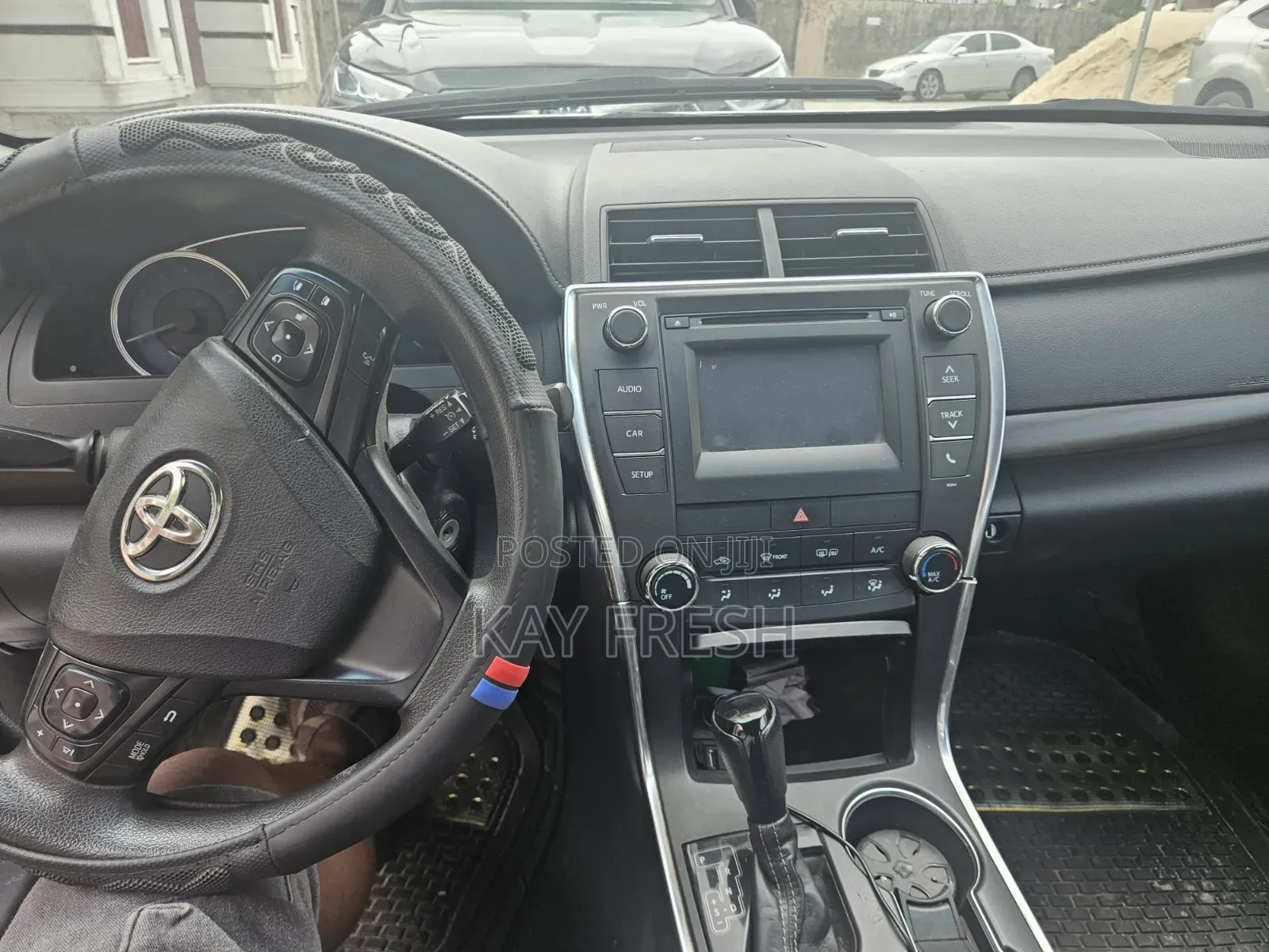 Toyota Camry 2017 White