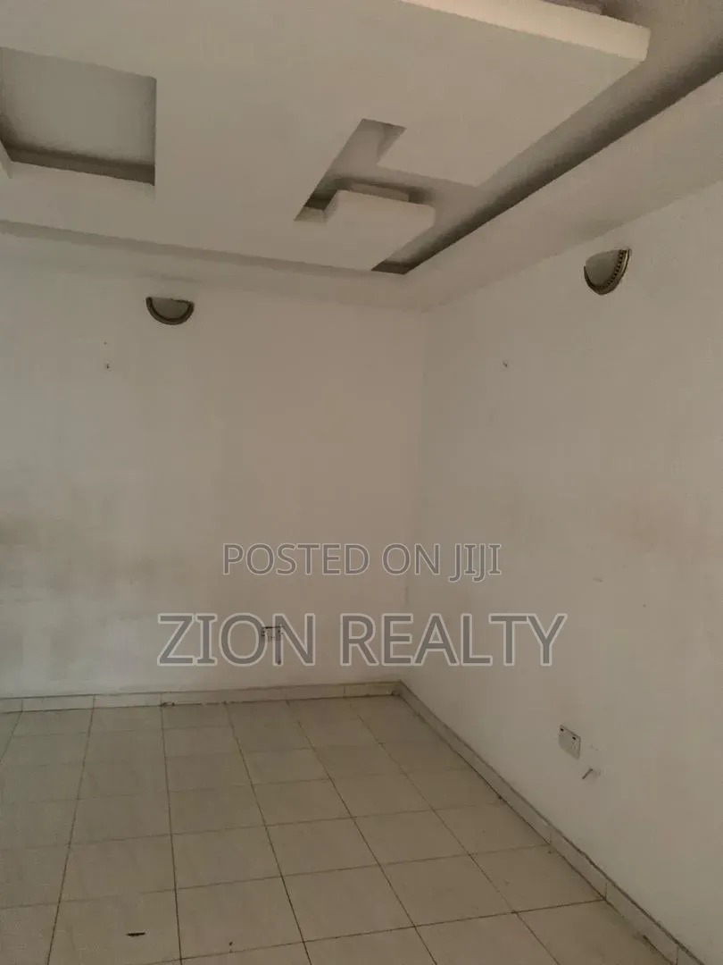 Mini Flat in New Road, Awoyaya for rent