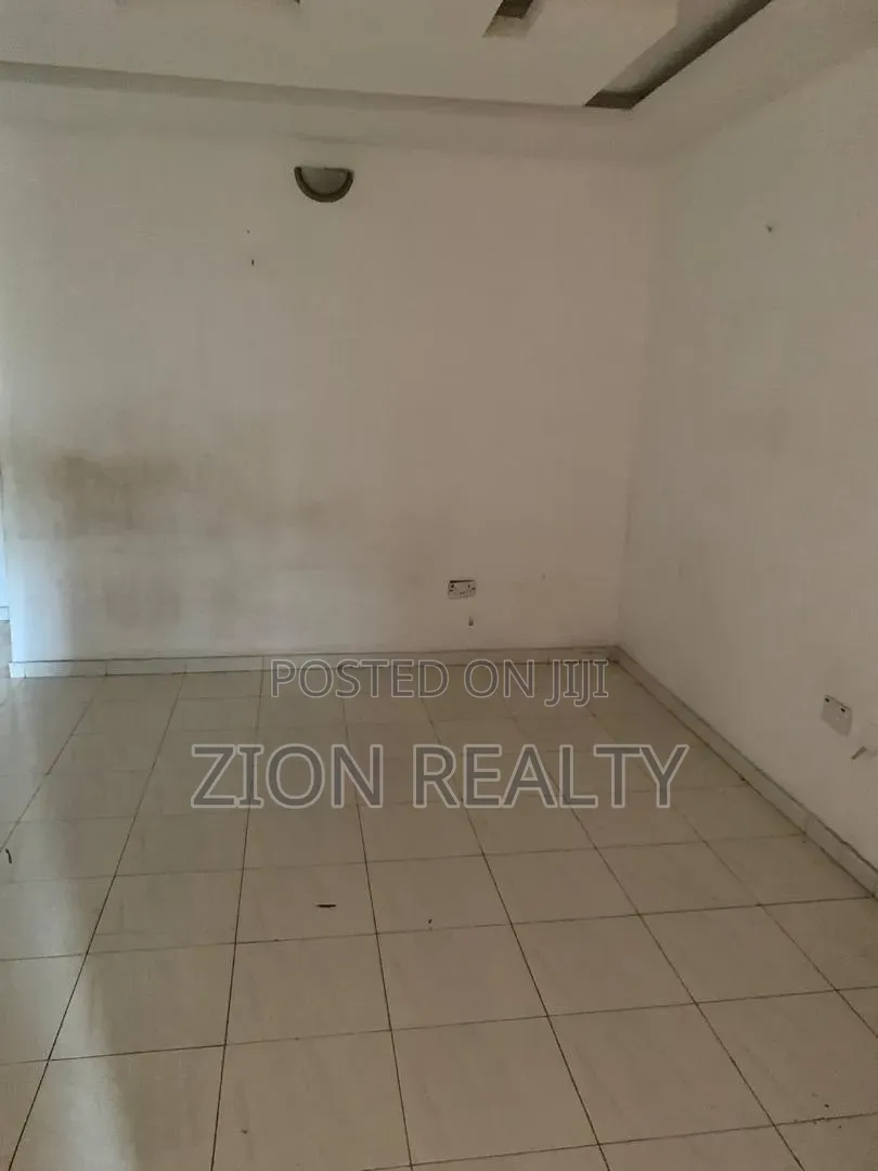 Mini Flat in New Road, Awoyaya for rent
