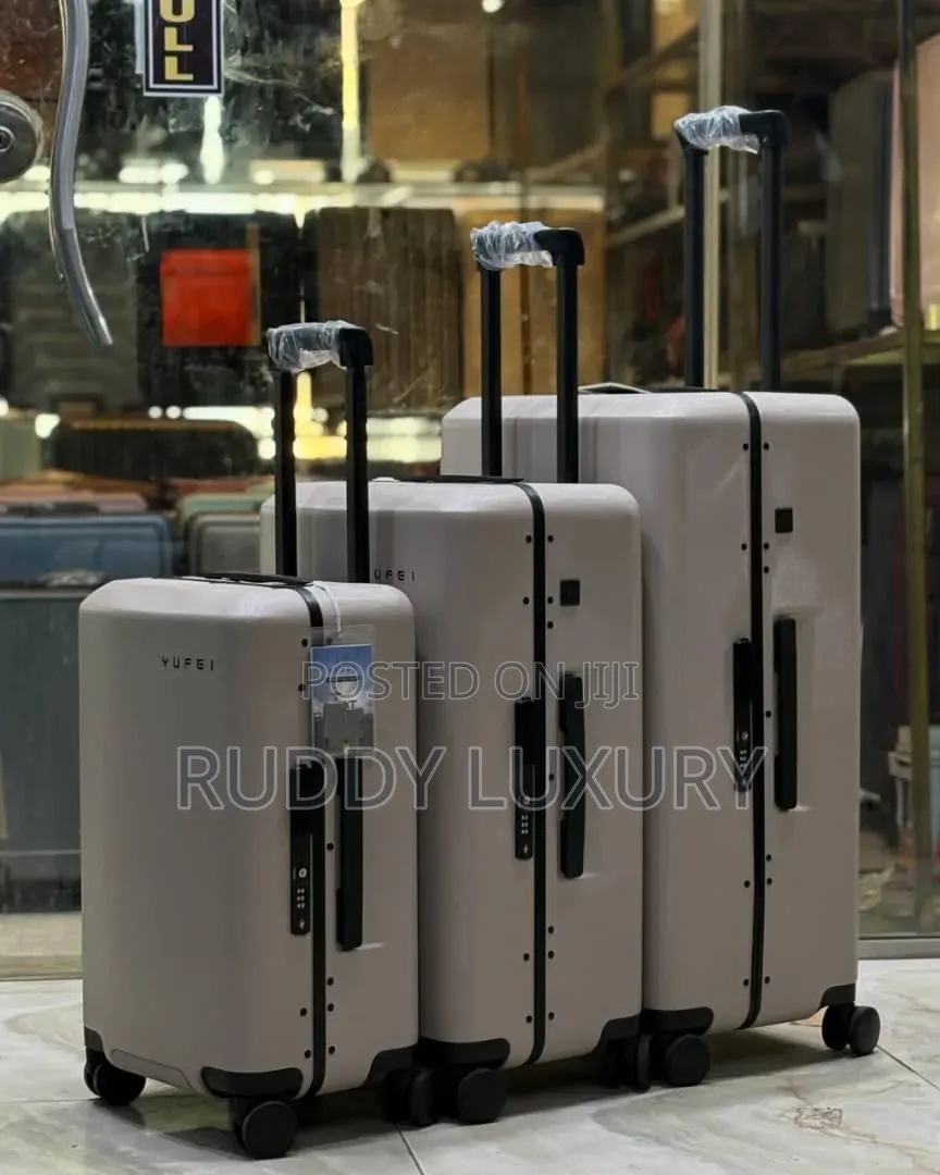 Yufei Premium Hard-Shell Luggage Set