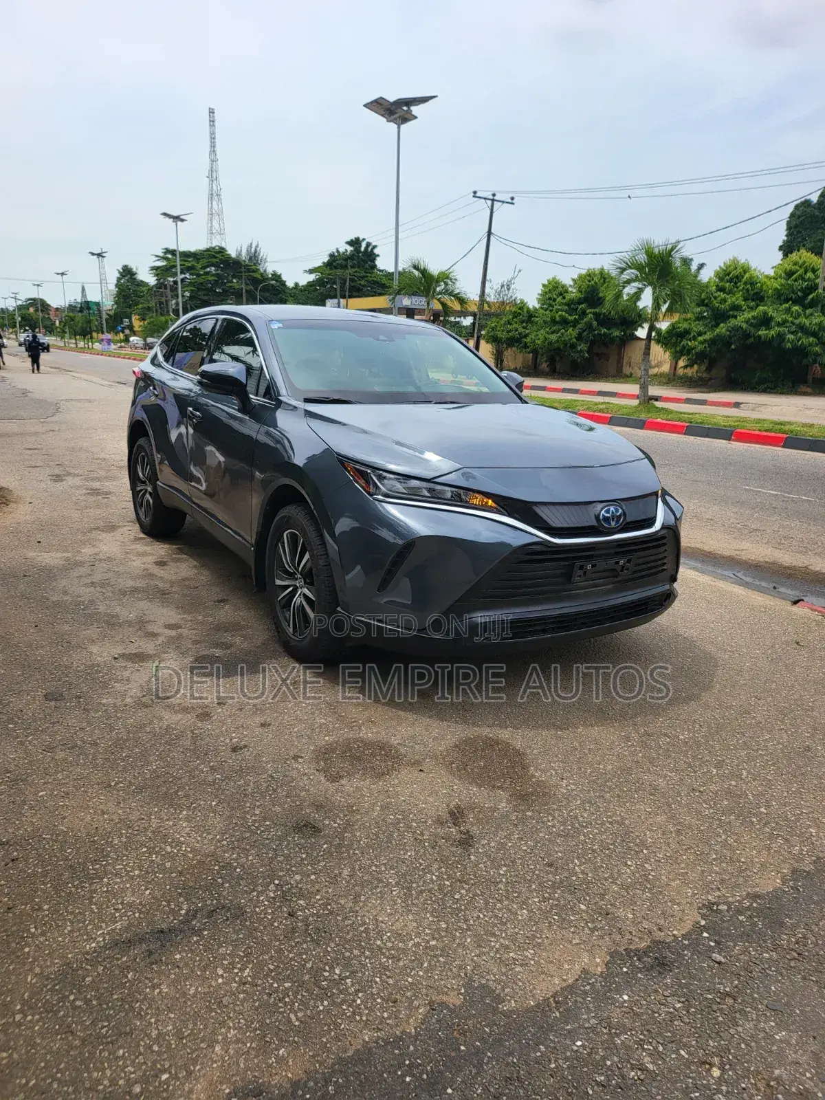 Toyota Venza XLE 2022 Gray