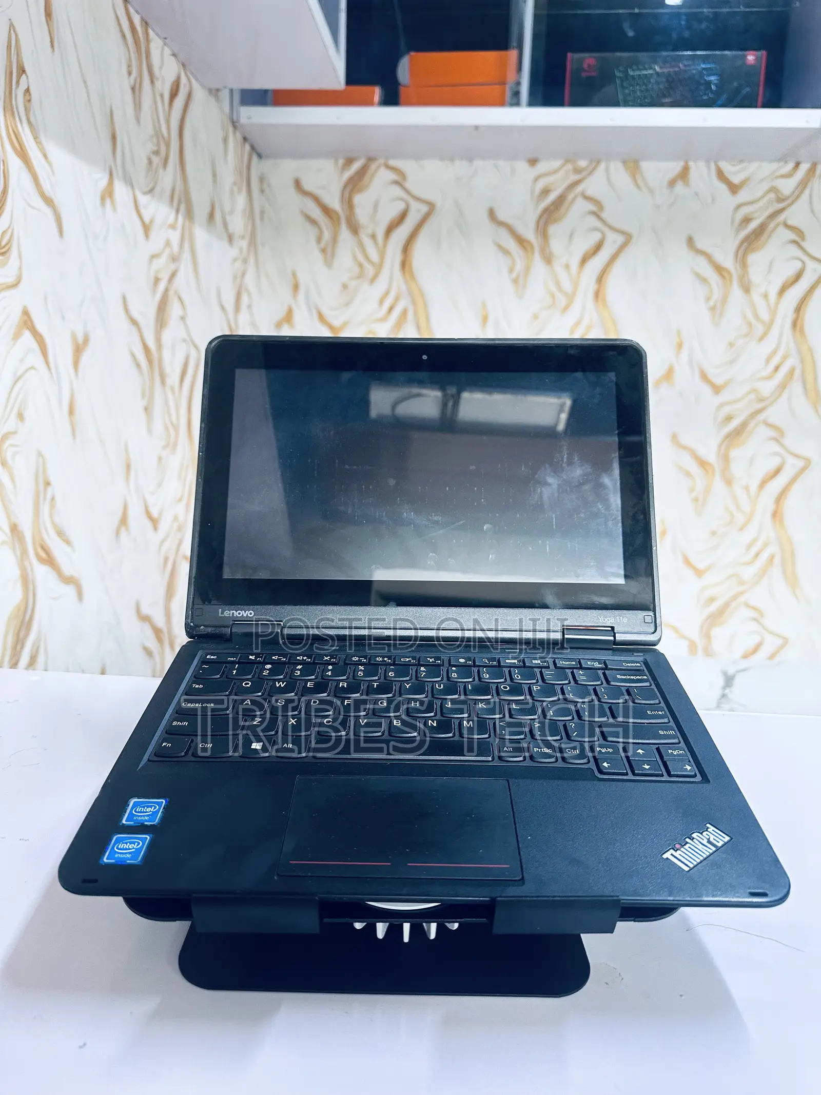 Laptop Lenovo ThinkPad Yoga 4GB Intel Celeron SSD 128GB