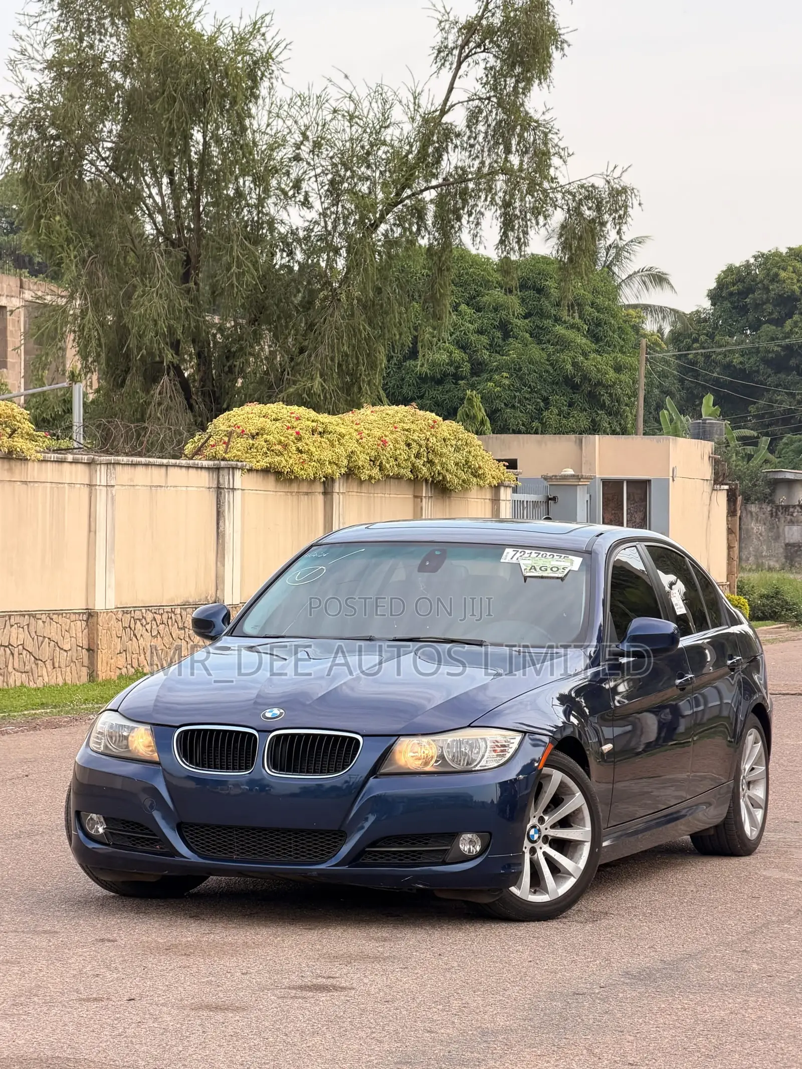 BMW 328i 2011 Blue
