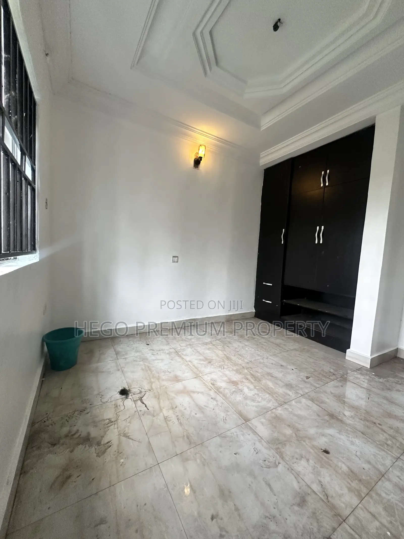 2bdrm Block of Flats in Parade Estate, Eneka for rent