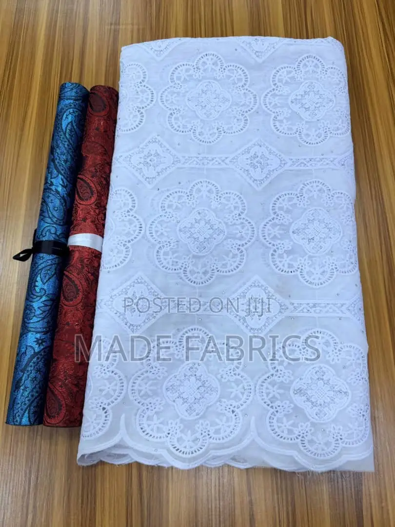 White Guipurecord Lace