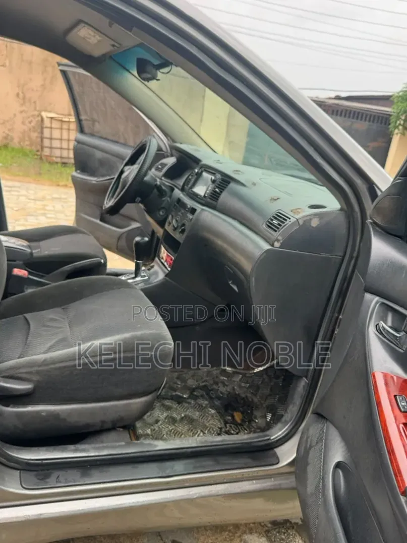 Toyota Corolla 2006 Gray