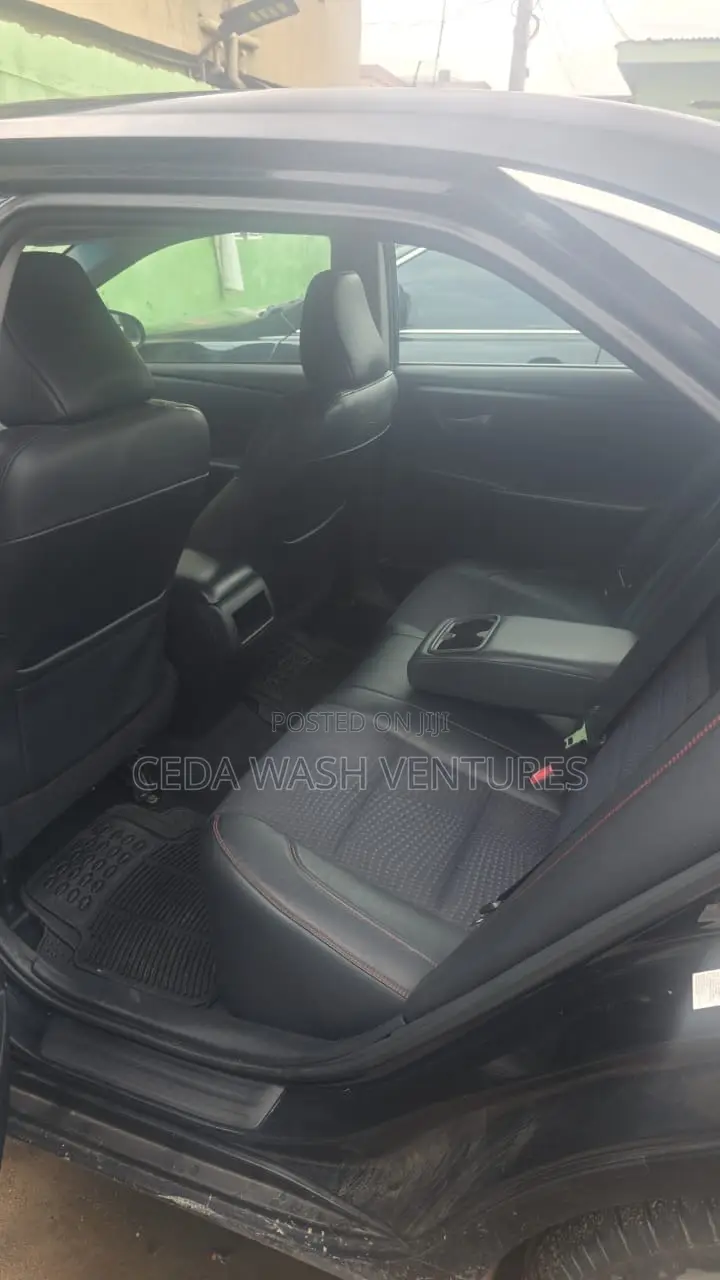 Toyota Camry SE 4dr Sedan (2.5L 4cyl 6A) 2015 Black