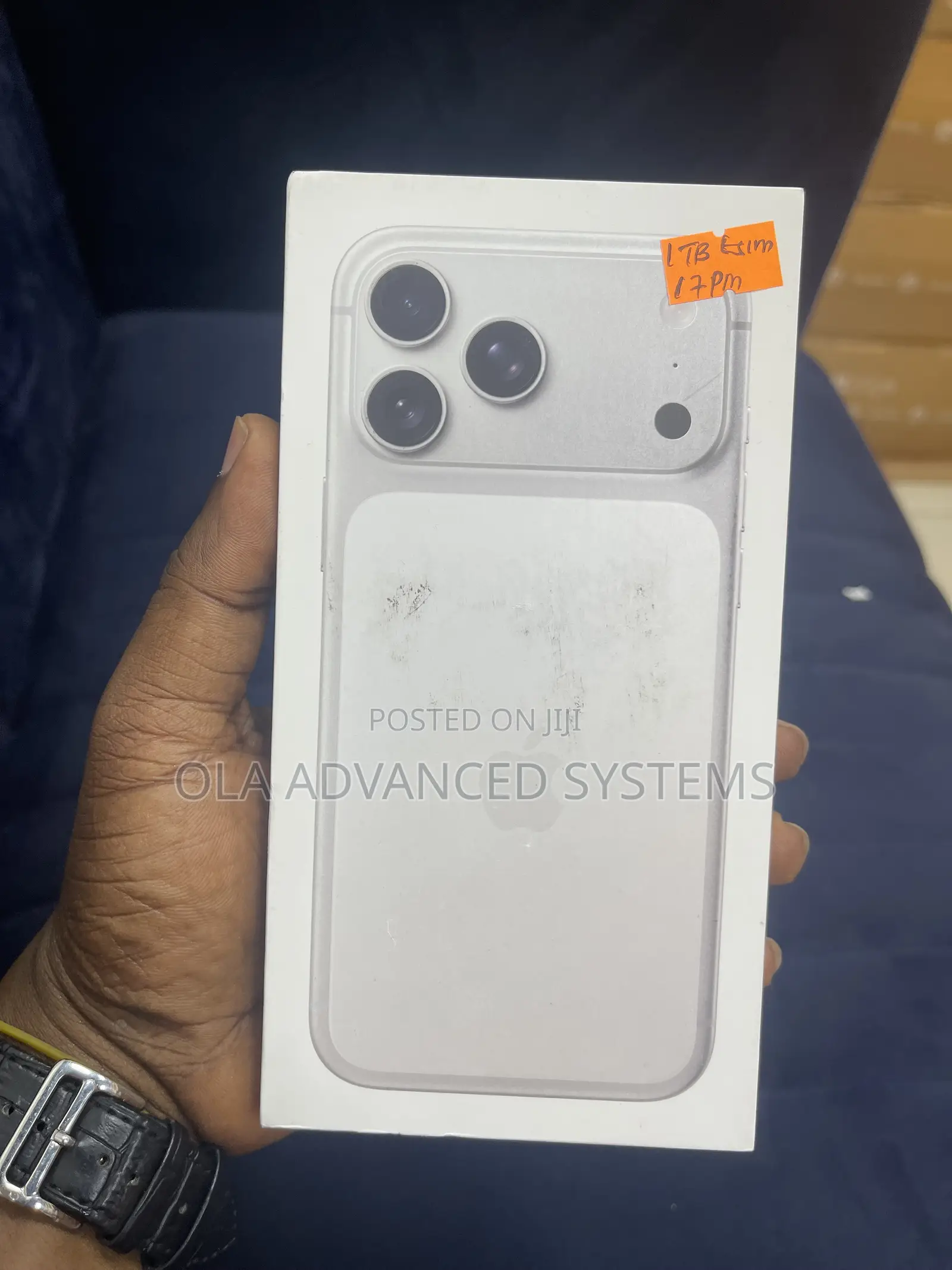New Apple iPhone 17 Pro Max 1 TB Silver