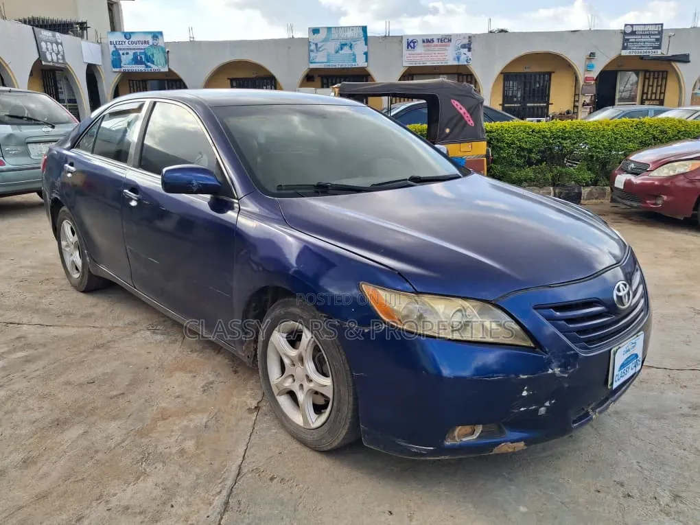 Toyota Camry LE 4dr Sedan (2.4L 4cyl 5A) 2008 Blue