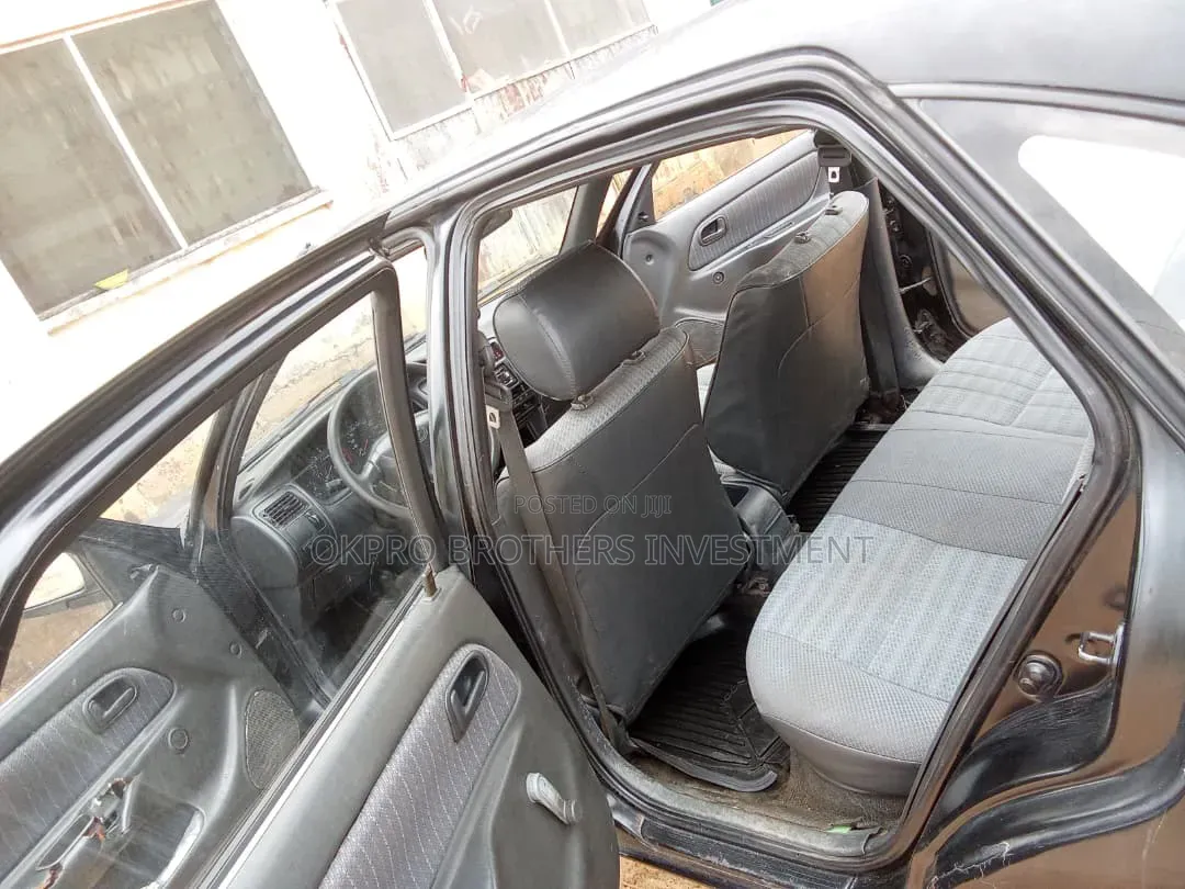 Toyota Corolla 1.6 Liftback 1997 Black
