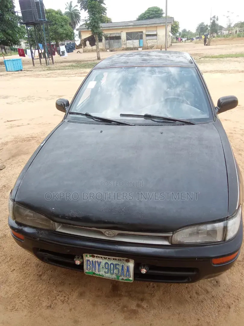 Toyota Corolla 1.6 Liftback 1997 Black