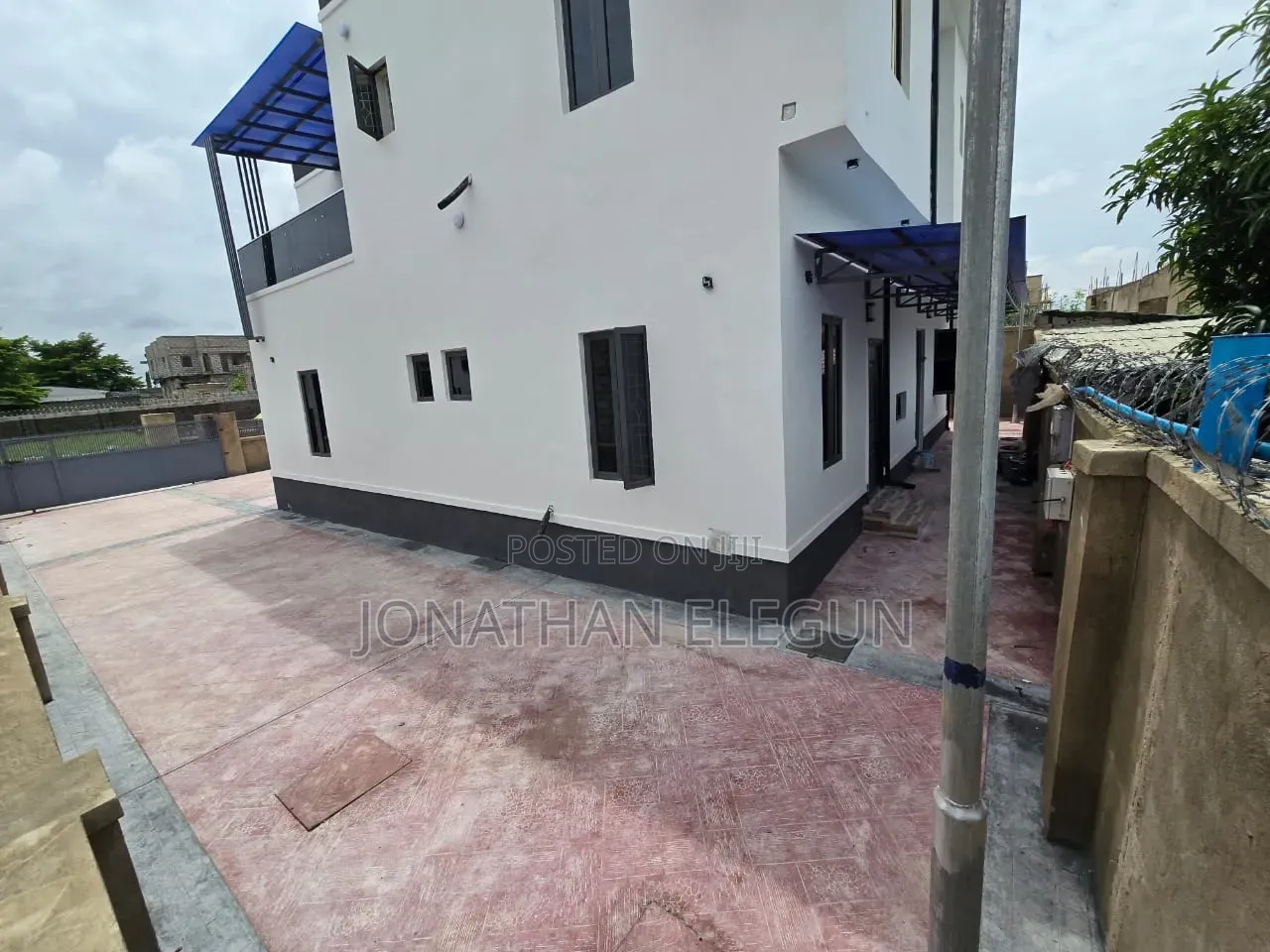 5 Bedroom Duplex