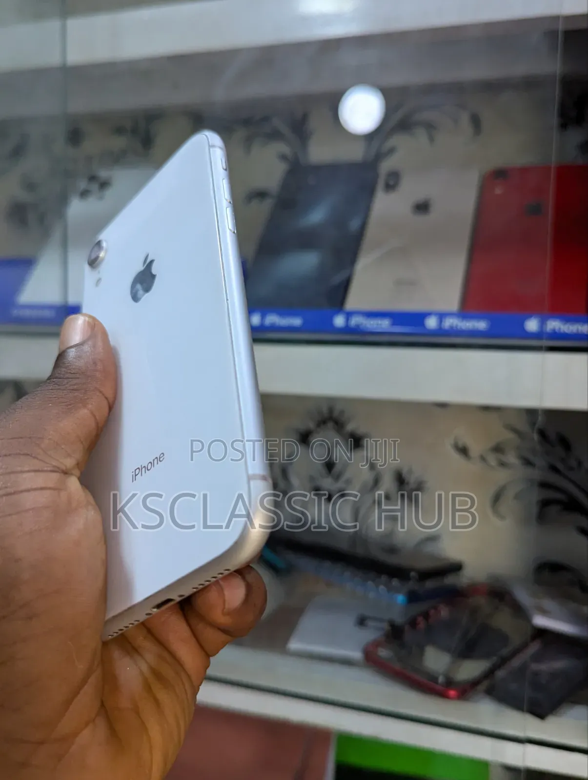 Apple iPhone XR 64 GB White