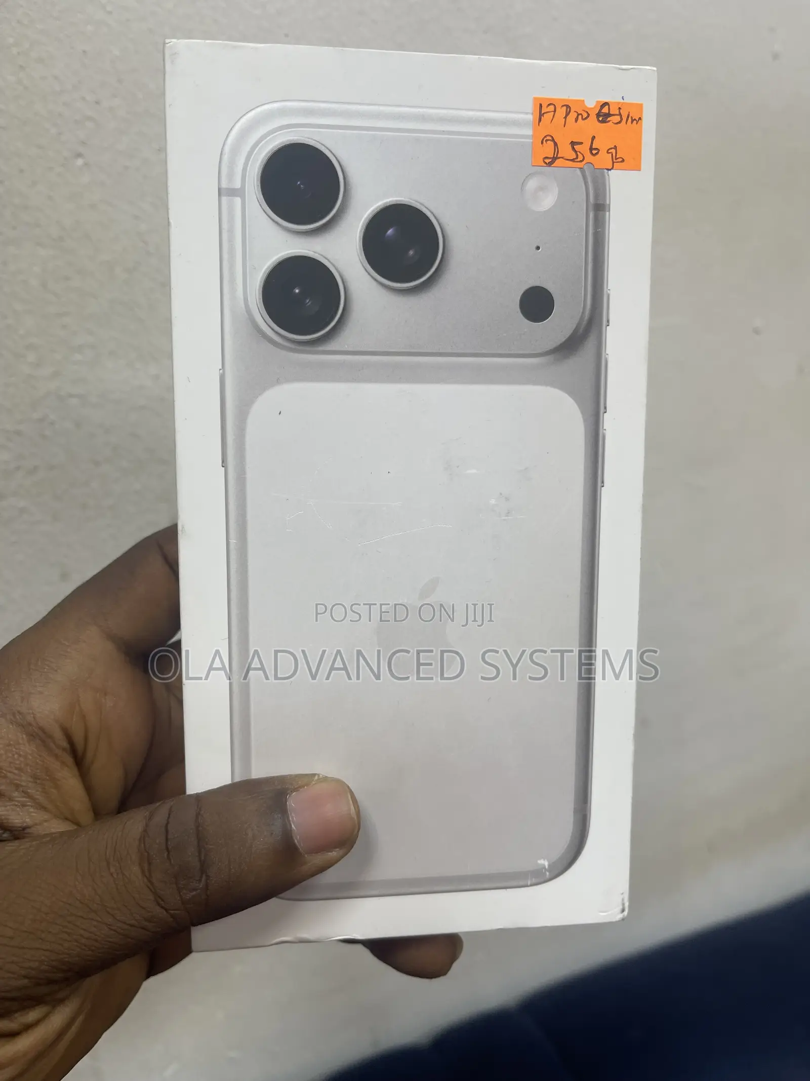 New Apple iPhone 17 Pro 256 GB Silver