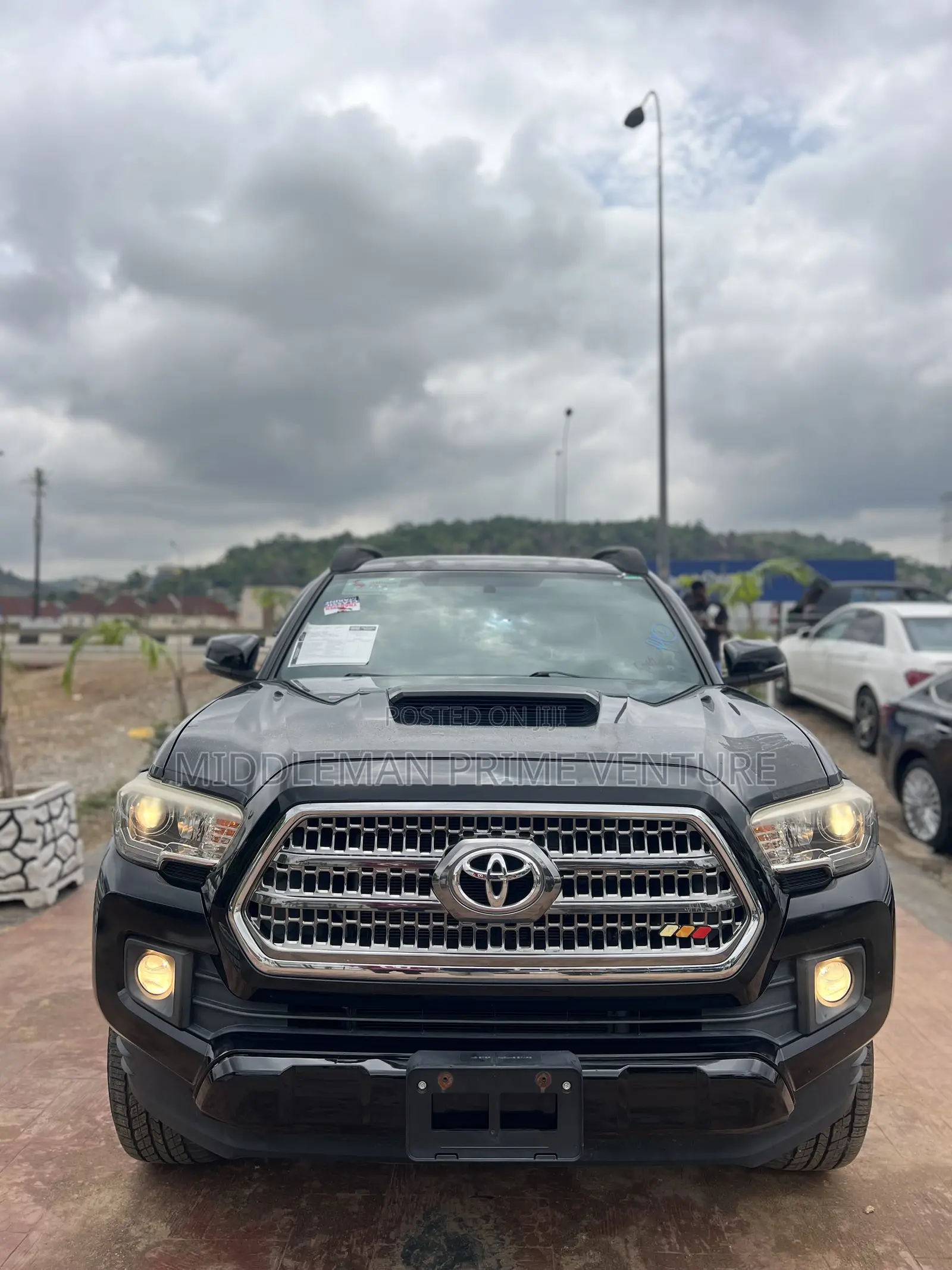 Toyota Tacoma 4dr Double Cab 2016 Black