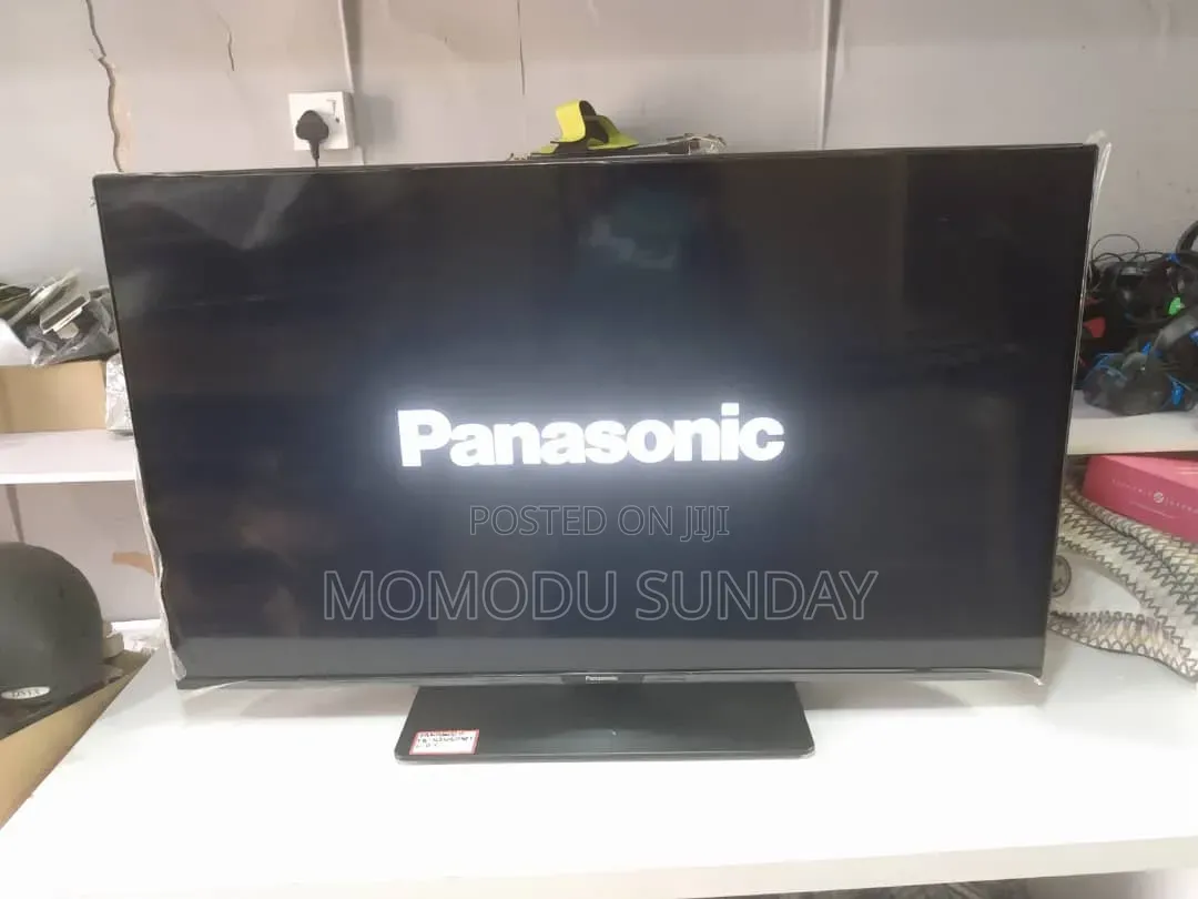 Panasonic W60 Series Led Ultra Hd Tv Powered by Tivo