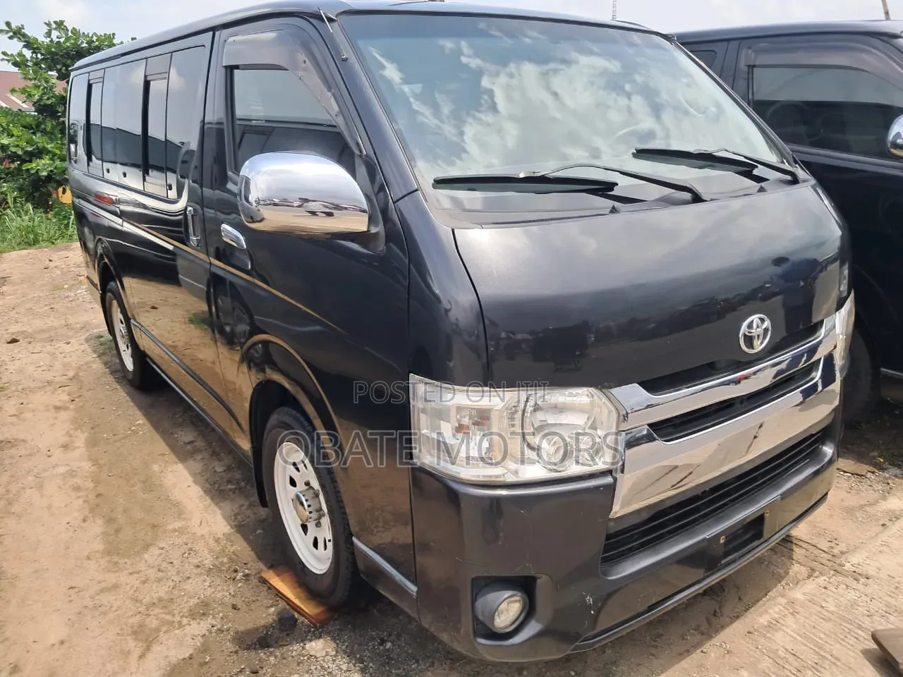 Toyota HiAce 2016 Grey