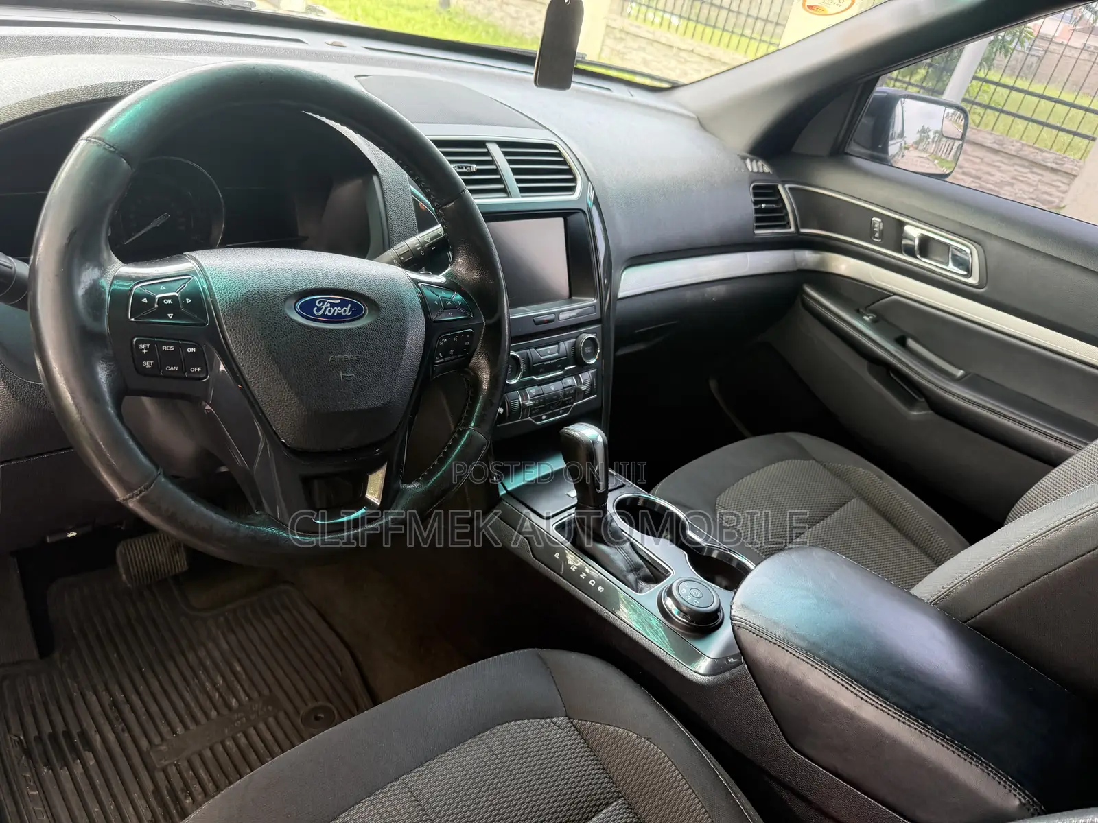 Ford Explorer XLT 4dr SUV AWD (3.5L 6cyl 6A) 2016 Blue
