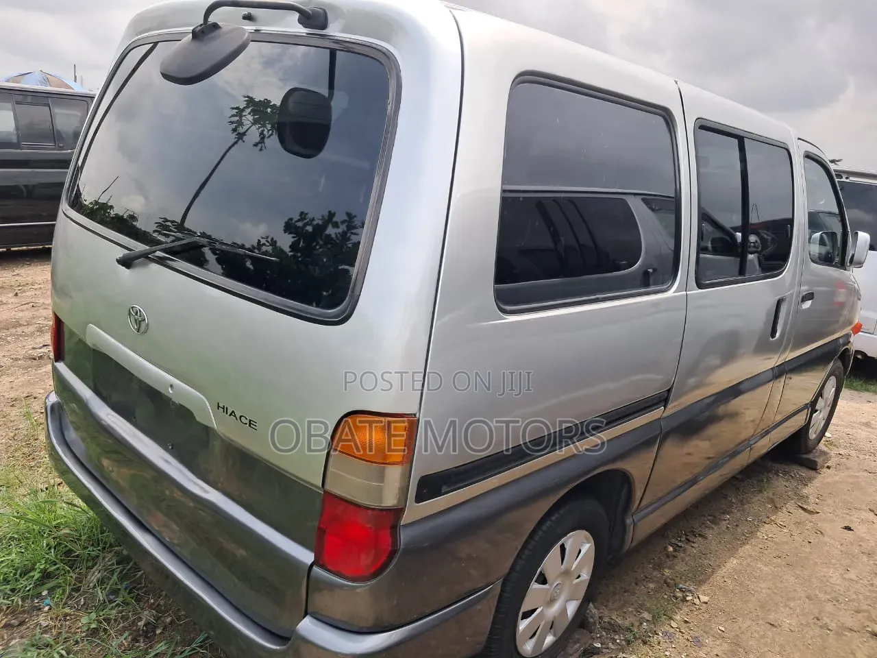 Toyota HiAce 2006 Grey