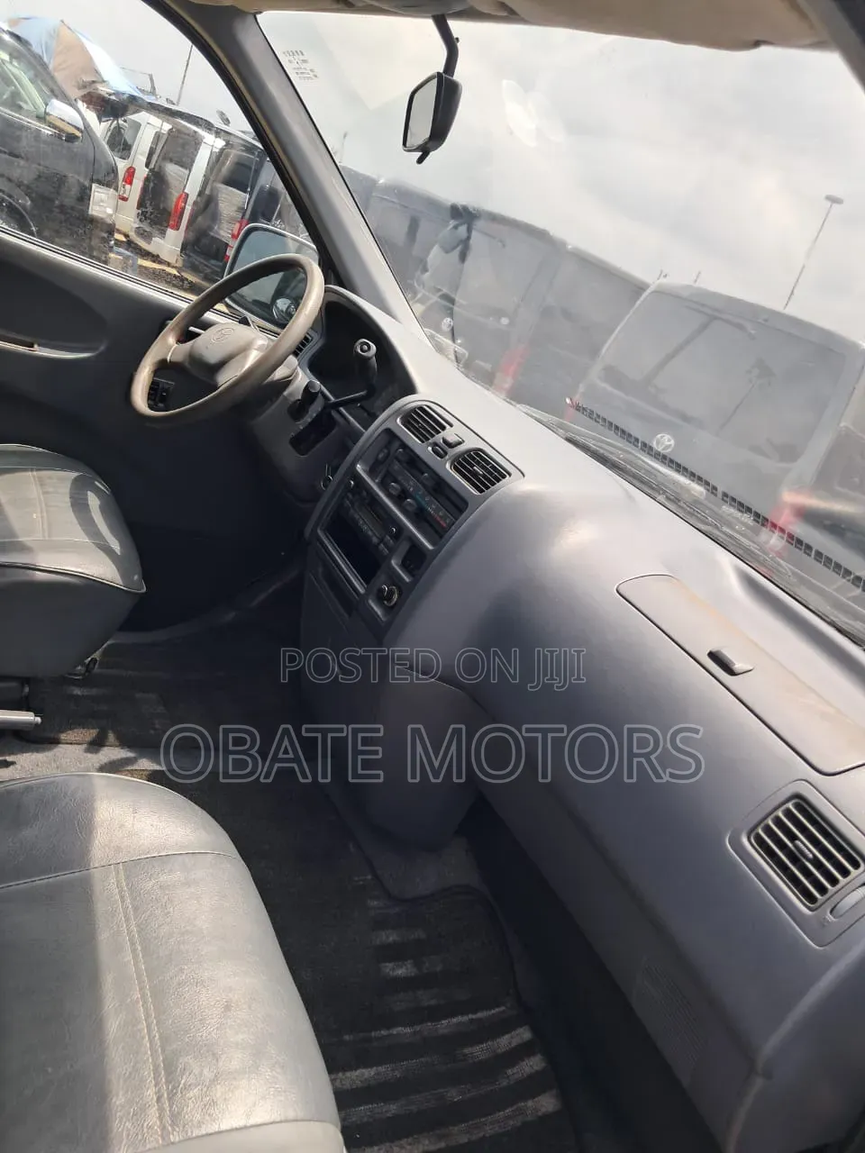 Toyota HiAce 2006 Grey