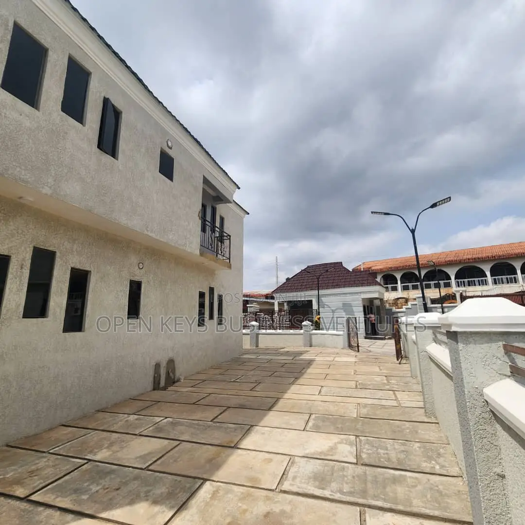 Furnished 4bdrm Duplex in Mini Estate, Old Bodija for sale