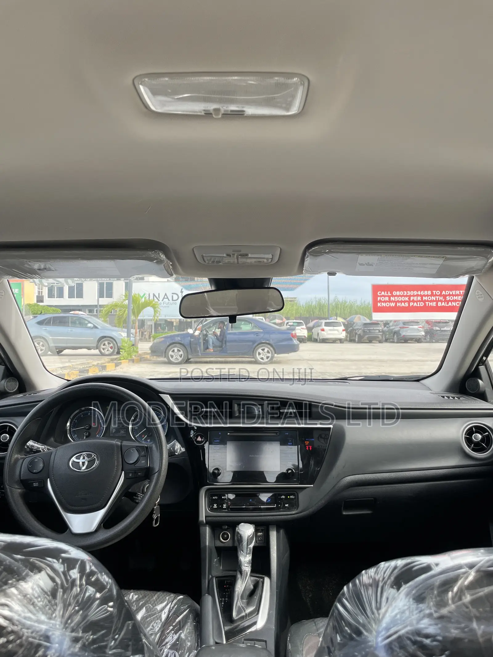 Toyota Corolla LE Eco (1.8L 4cyl 2A) 2018 Black