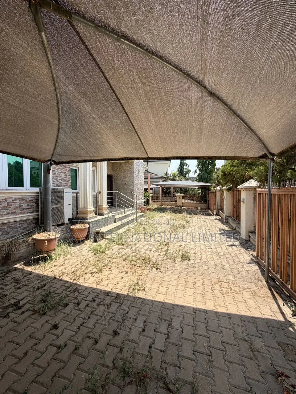 Furnished 3bdrm Duplex in River Park, FHA for sale