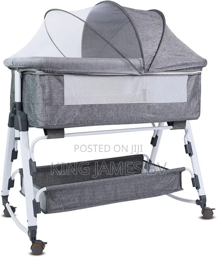 Baby Bassinet – Soft, Stable Baby-Friendly Design